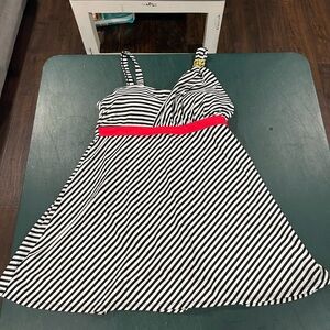 BNWOT Roamans plus size swimsuit dress size 14W